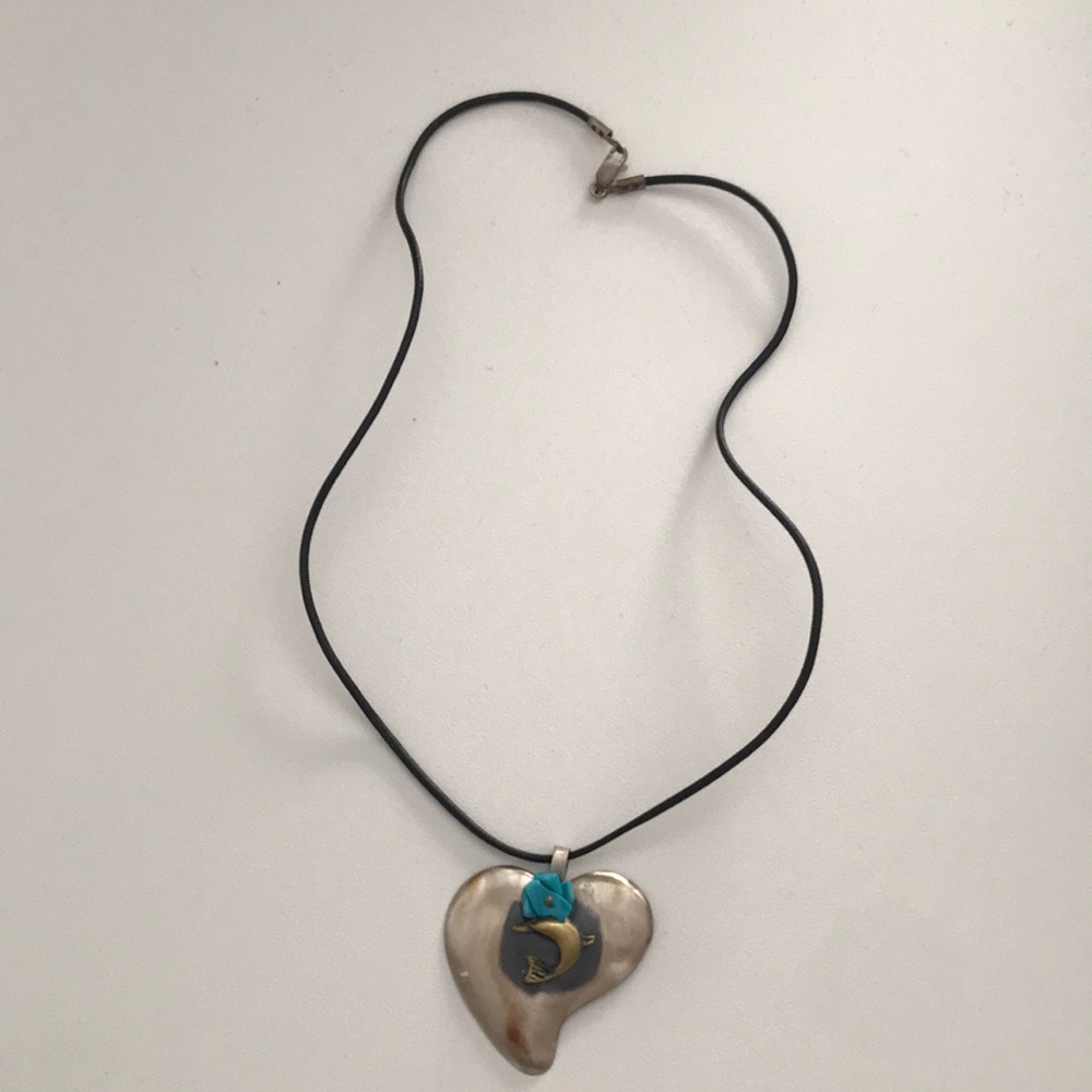 Beautiful necklace.